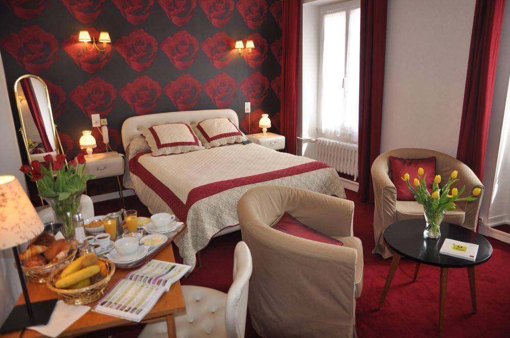 Hotel De Paris Poligny  Dış mekan fotoğraf