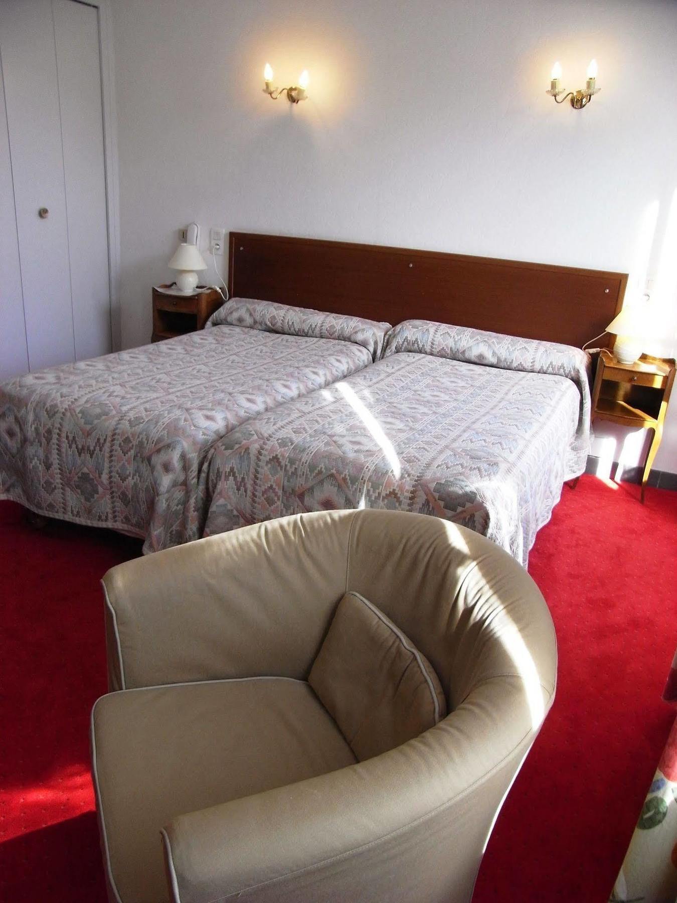 Hotel De Paris Poligny  Dış mekan fotoğraf