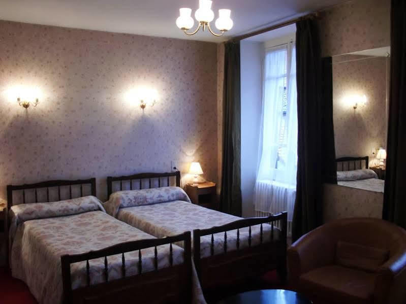 Hotel De Paris Poligny  Dış mekan fotoğraf